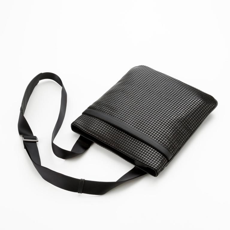 隼人 H-12ショルダーバッグ［黒地×黒漆］：印傳屋公式オンライン