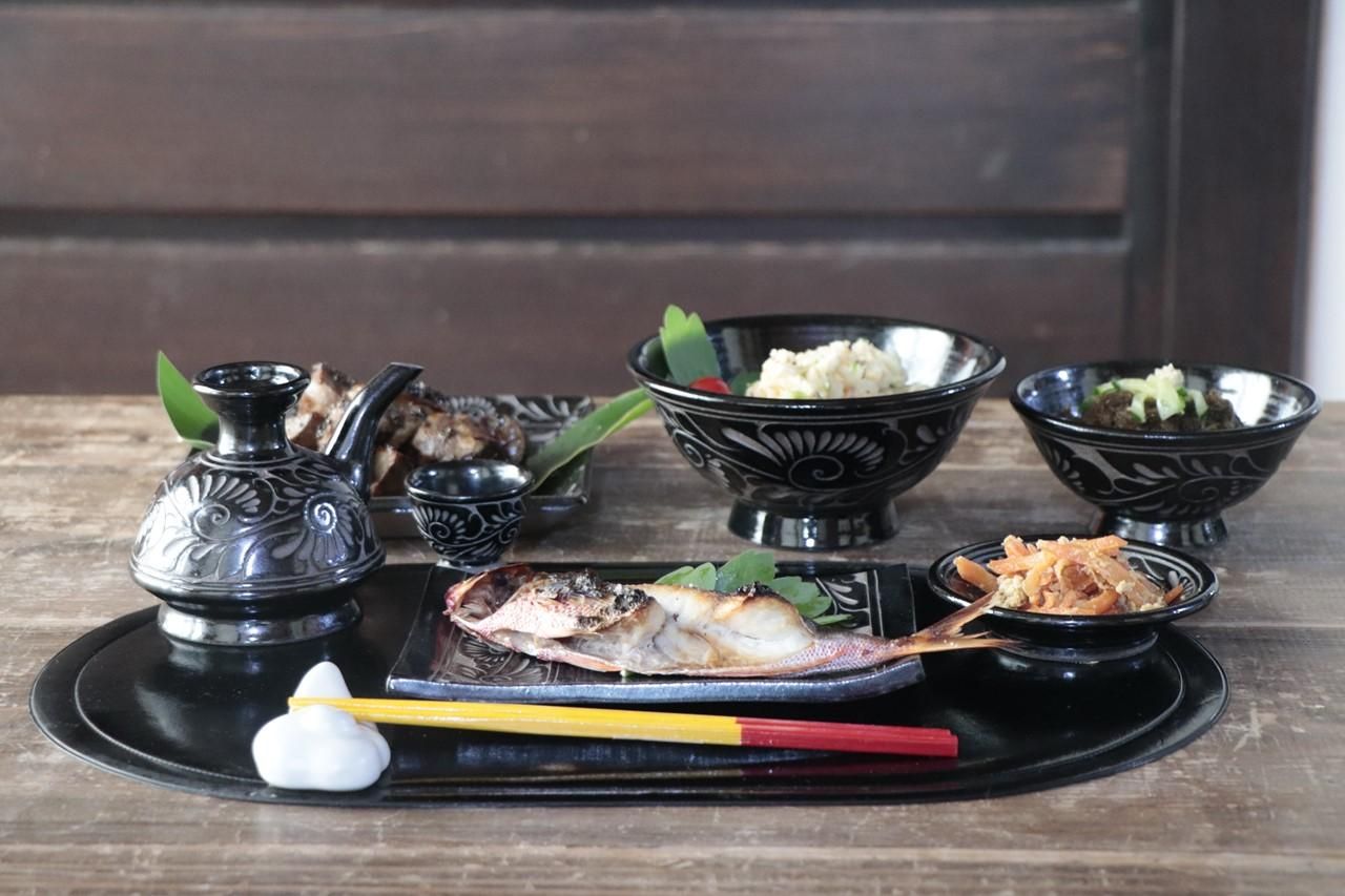 カラカラ・おちょこ | 酒器 - 育陶園 やちむんの窯元｜沖縄の陶器 和