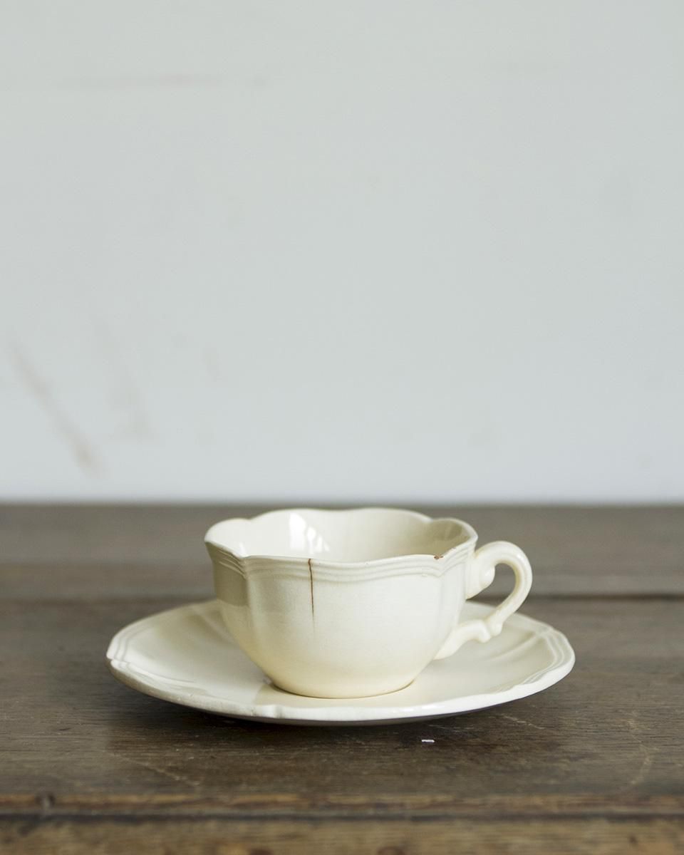 Sarreguemines(サルグミンヌ)窯の花リム カップ＆ソーサーセット