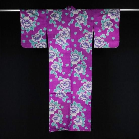 銘仙着物 鮮やかな葡萄色に椿の花 -Akarie