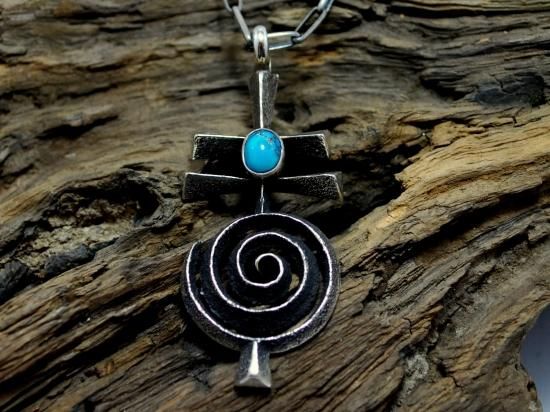 Aaron Anderson（アーロン・アンダーソン）トゥーファーキャスト