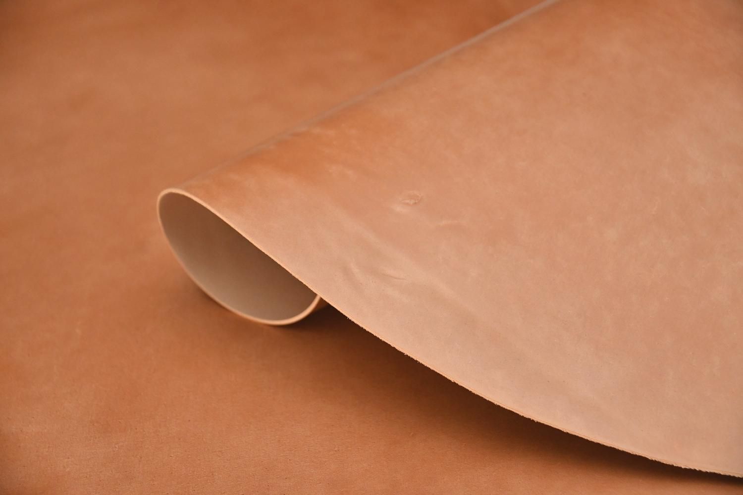 ROCADO シェルコードバン【NATURAL】 - イタリアンレザー専門店