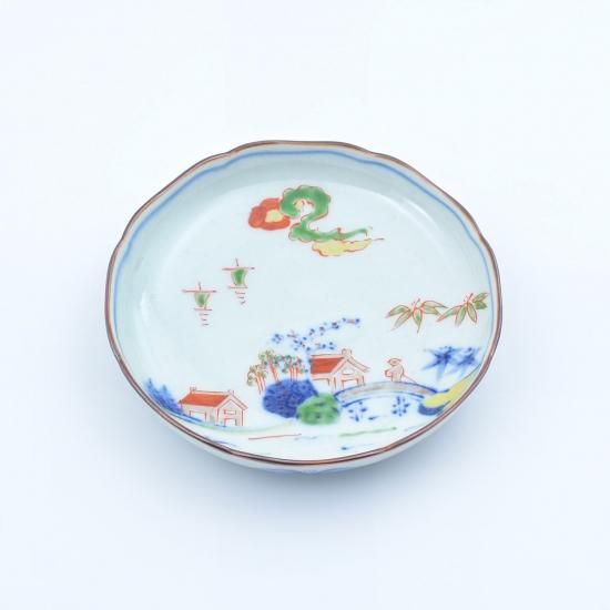 色絵山水4.5寸皿 | 美しい飾り皿 - 有田焼のまるぶんオンラインストア