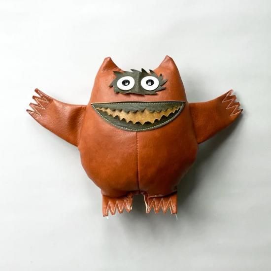 Nauga Monster / Cognac - NICK WHITE