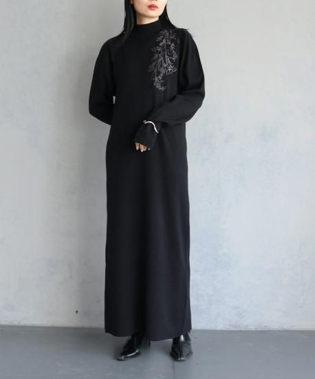 フラワー刺繍ニットワンピース| オリエンタルデザイン - unit lab