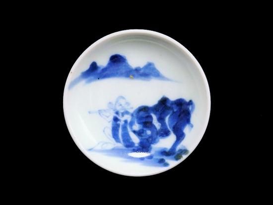 古伊万里 染付 笛吹童子に牛の図 豆皿