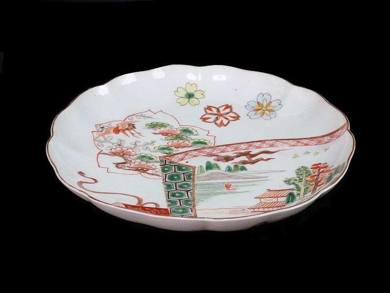 古伊万里 色絵 桜散しに巻物の図8寸皿