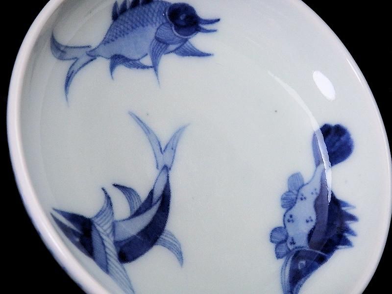 古伊万里 染付 魚に網目紋図 豆皿