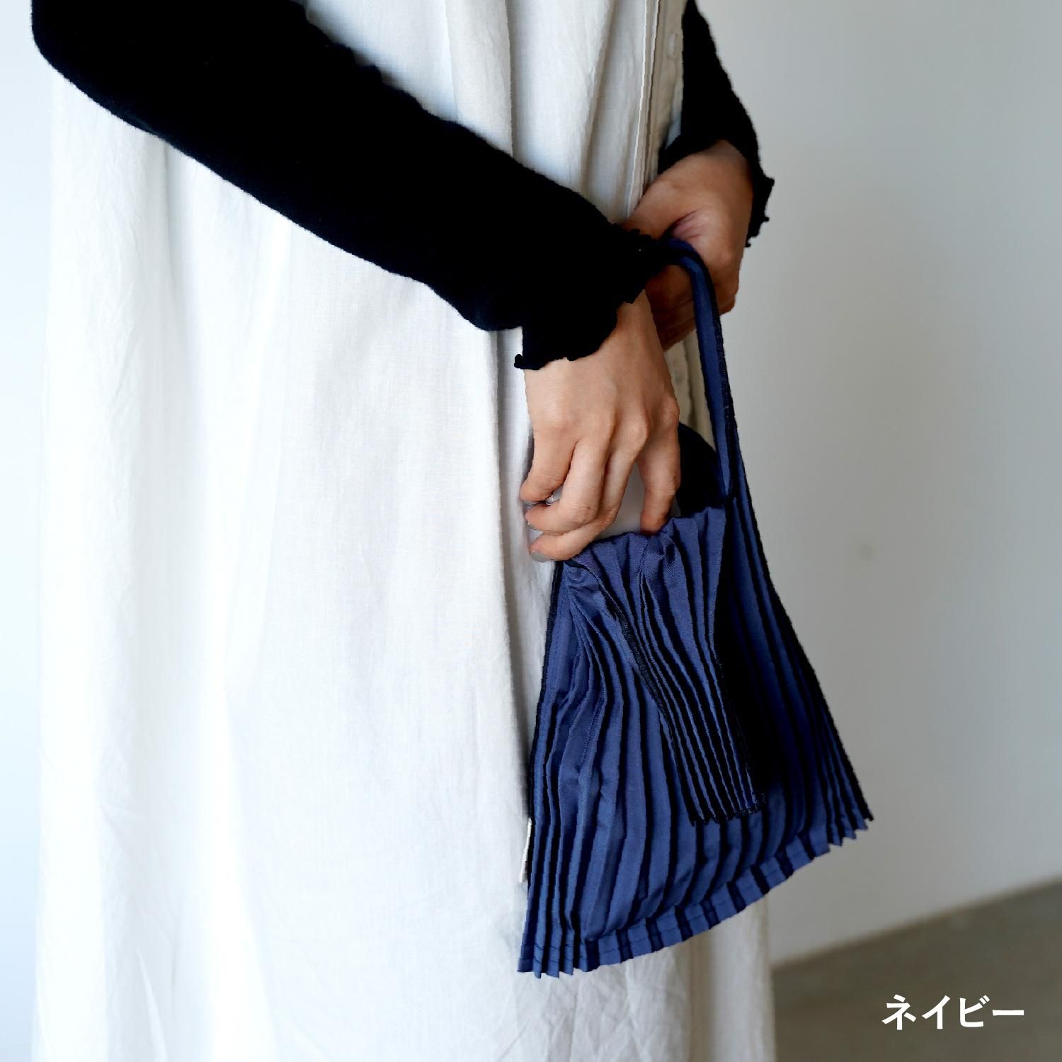 お出かけの時のサブバッグにもオススメ 【kna plus】PLECO S - SAVA!STORE