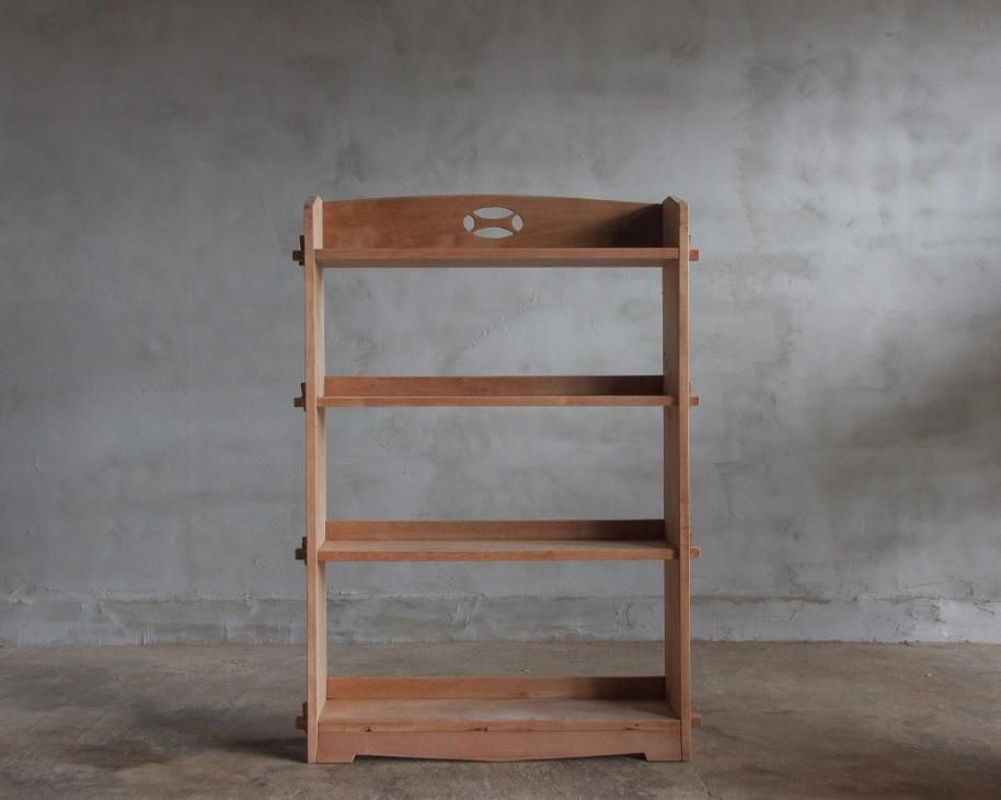 楔の本棚／飾り棚