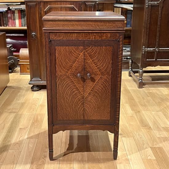 フロア蓄音機 HMV157 | オーク仕上げ - 蓄音機とSPレコードの専門店