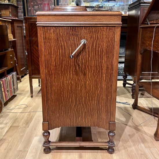 フロア蓄音機 HMV163(オーク仕上げ) | レトロ蓄音機 - 蓄音機とSP