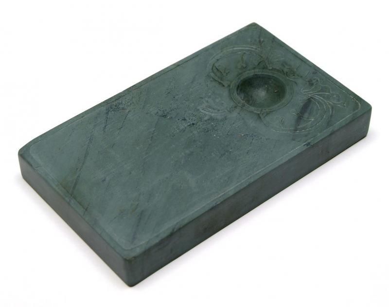 洮河緑石硯 (爛灯) 5インチ【規格品】 - 書道用具専門店 西本皆文堂