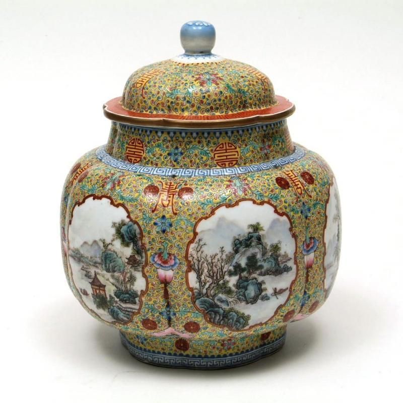 景徳鎮 粉彩山水図紋蓋罐 【一品物】 - 書道用具専門店 西本皆文堂