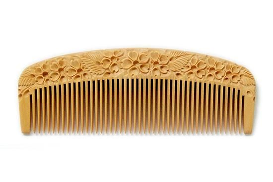 彫解櫛3寸5分（桜） さつまつげ - つげ櫛工房 辻忠商店 オンライン