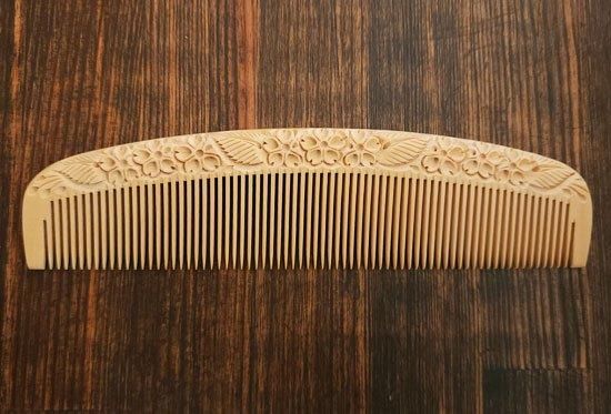 彫解櫛5寸5分（桜） さつまつげ - つげ櫛工房 辻忠商店 オンライン