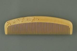 彫解櫛5寸5分（桜） さつまつげ - つげ櫛工房 辻忠商店 オンライン