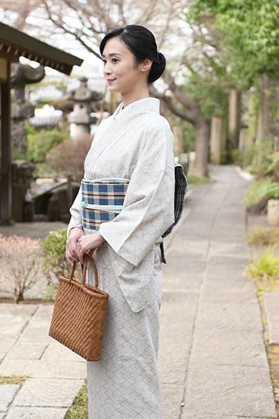 G-2425】山葡萄籠バッグ 網代編み 横長 中 - 銀座きもの青木｜長く大切