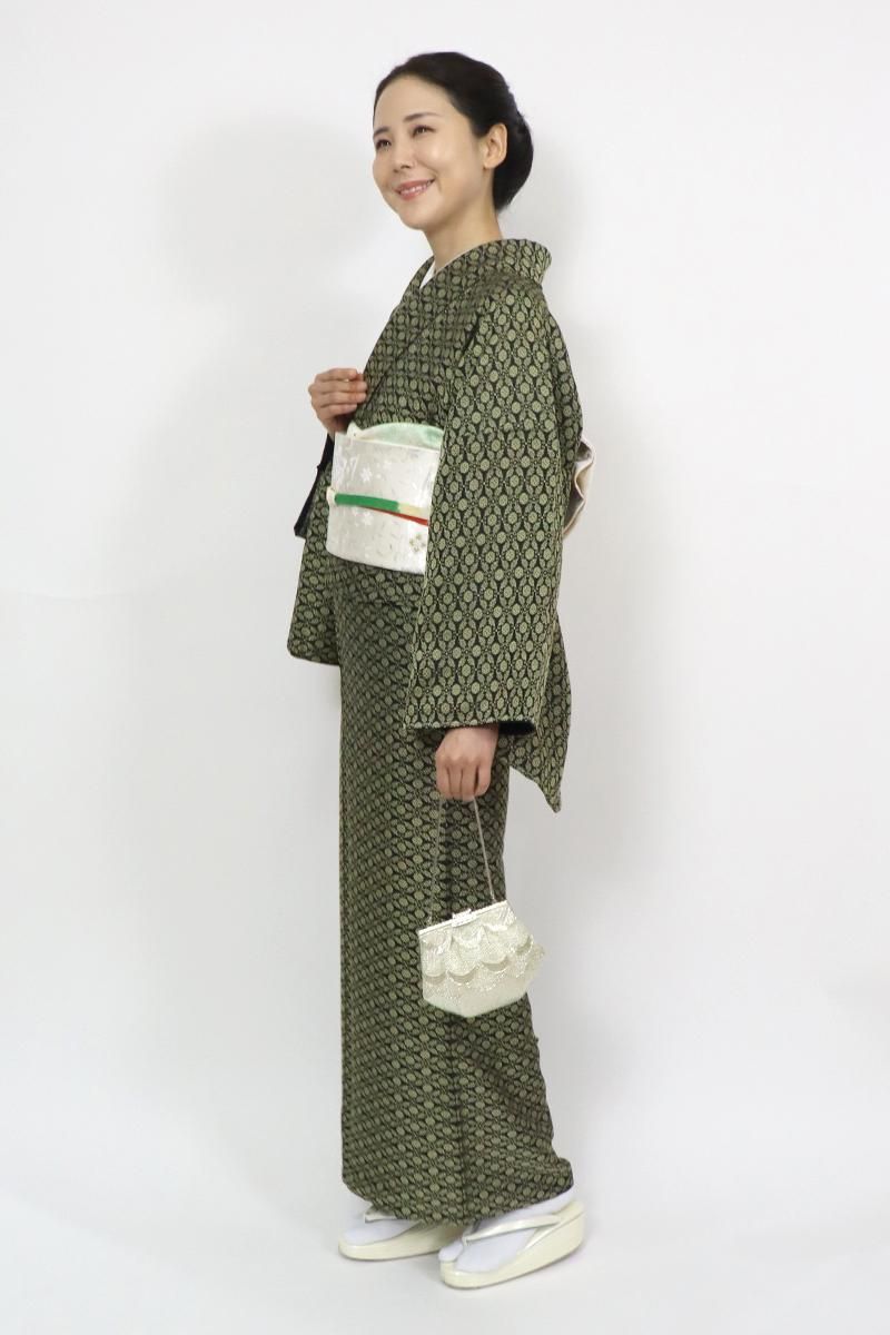 銀座【G-2762】ルミーはしもと製 ビーズ刺繍 バッグ 幾何文 銀色