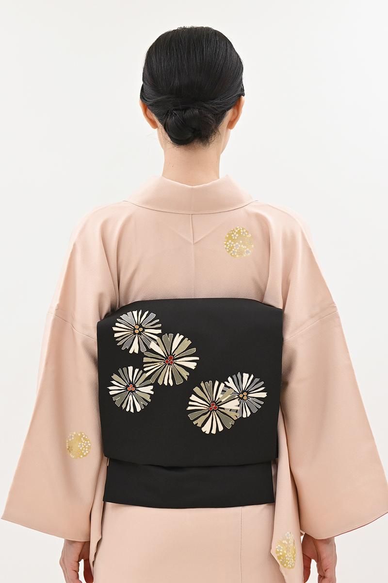 銀座【H-0899】塩瀬地 染名古屋帯 黒色 松葉文 - 銀座きもの青木｜長く