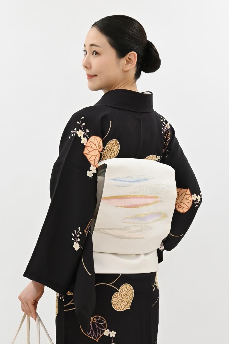 銀座【H-0919】西陣 小川英製 爪掻き本綴れ織 名古屋帯 生成色 霞文