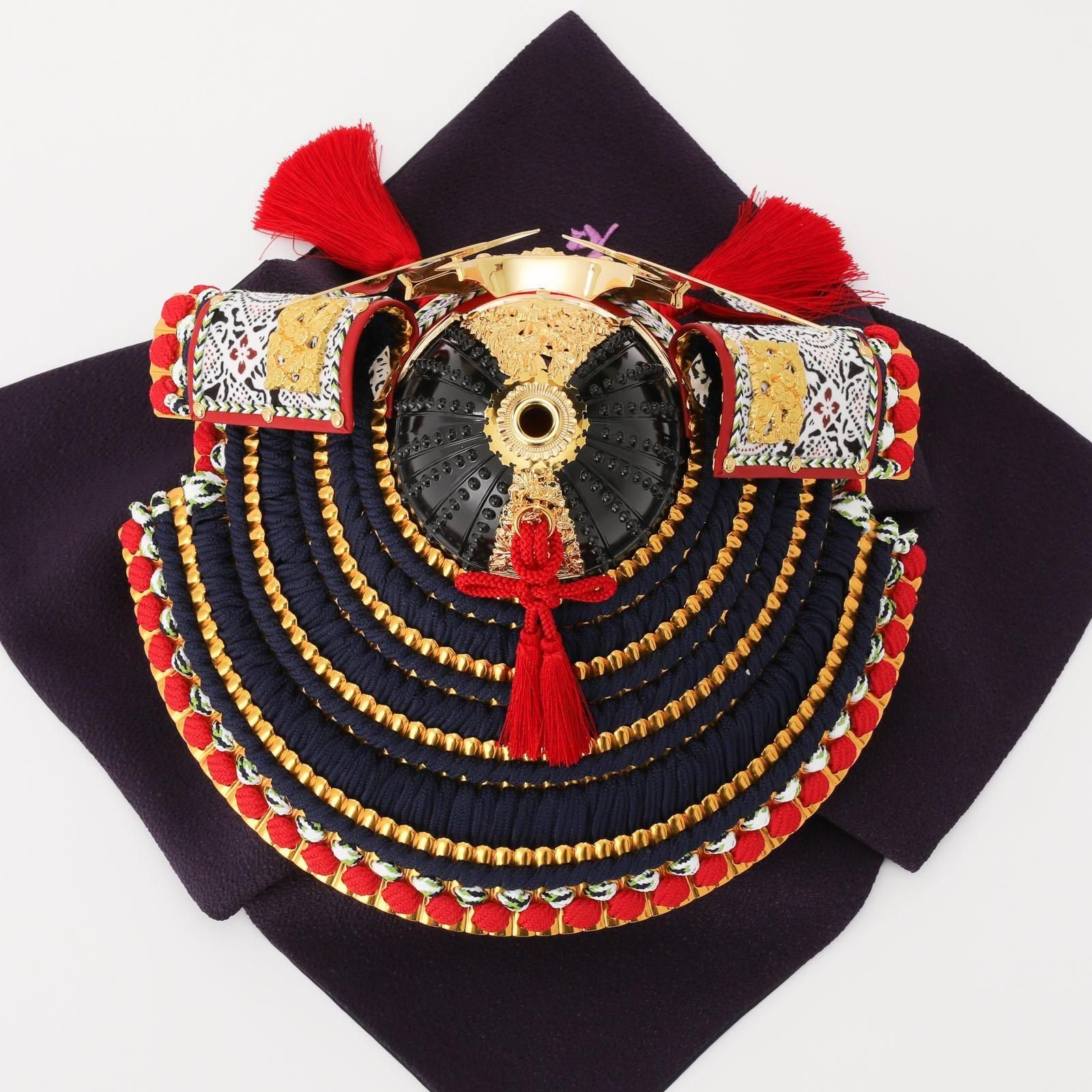 兜飾り 赤糸威之御兜 二方白 13号 金丸屏風 造形甲冑力石