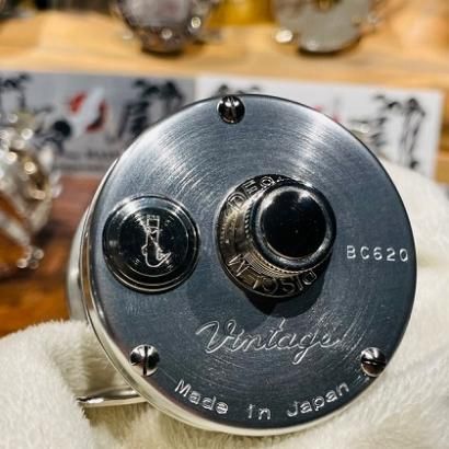 五十鈴工業/イスズリール 【 Isuzu BC620SSS Vintage ライト/右巻き