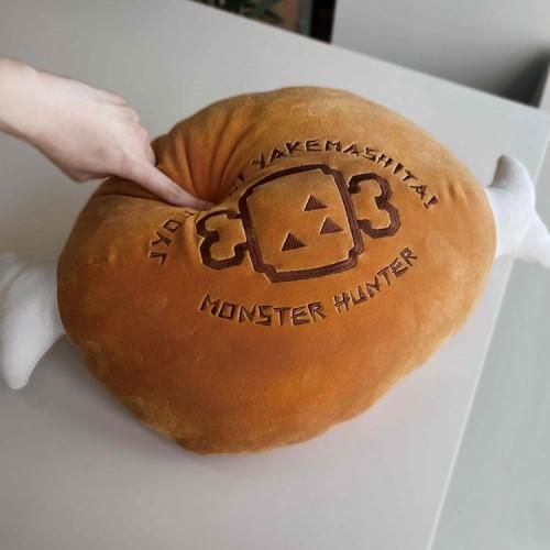 モンスターハンター もちカワクッション 1/1こんがり肉 復刻