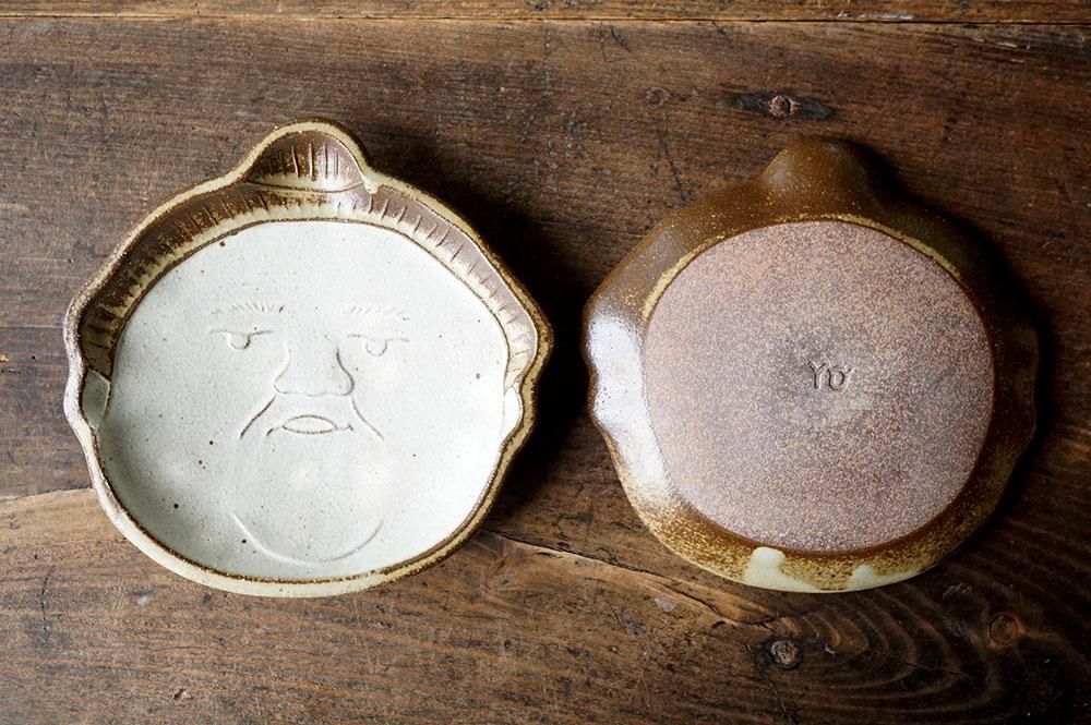 ケ16 oldwhite お相撲さん小皿 大関 - 益子焼の小さな窯元「よしざわ