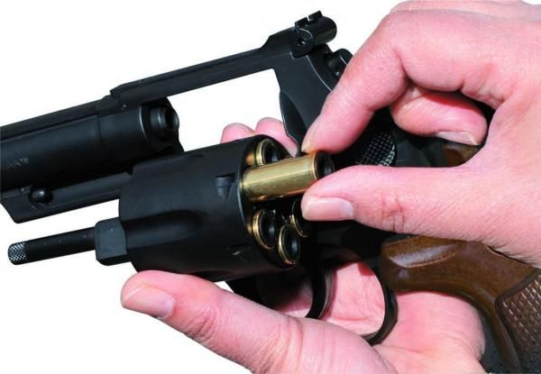 クラウンモデル ホップアップガスリボルバー No.22 S&W M19 4インチ