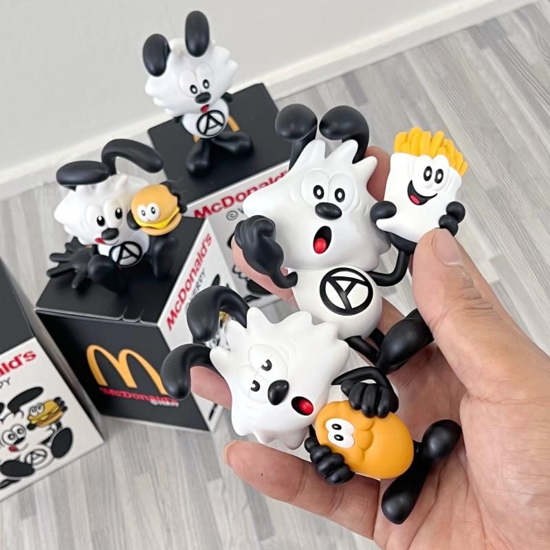 VERDY × McDonald's / Vick Collector's Set (4体セット) - GANGSTA
