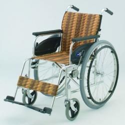 自走式車椅子NA－467A（前座高46cm)背折れ・肘固定式・前輪