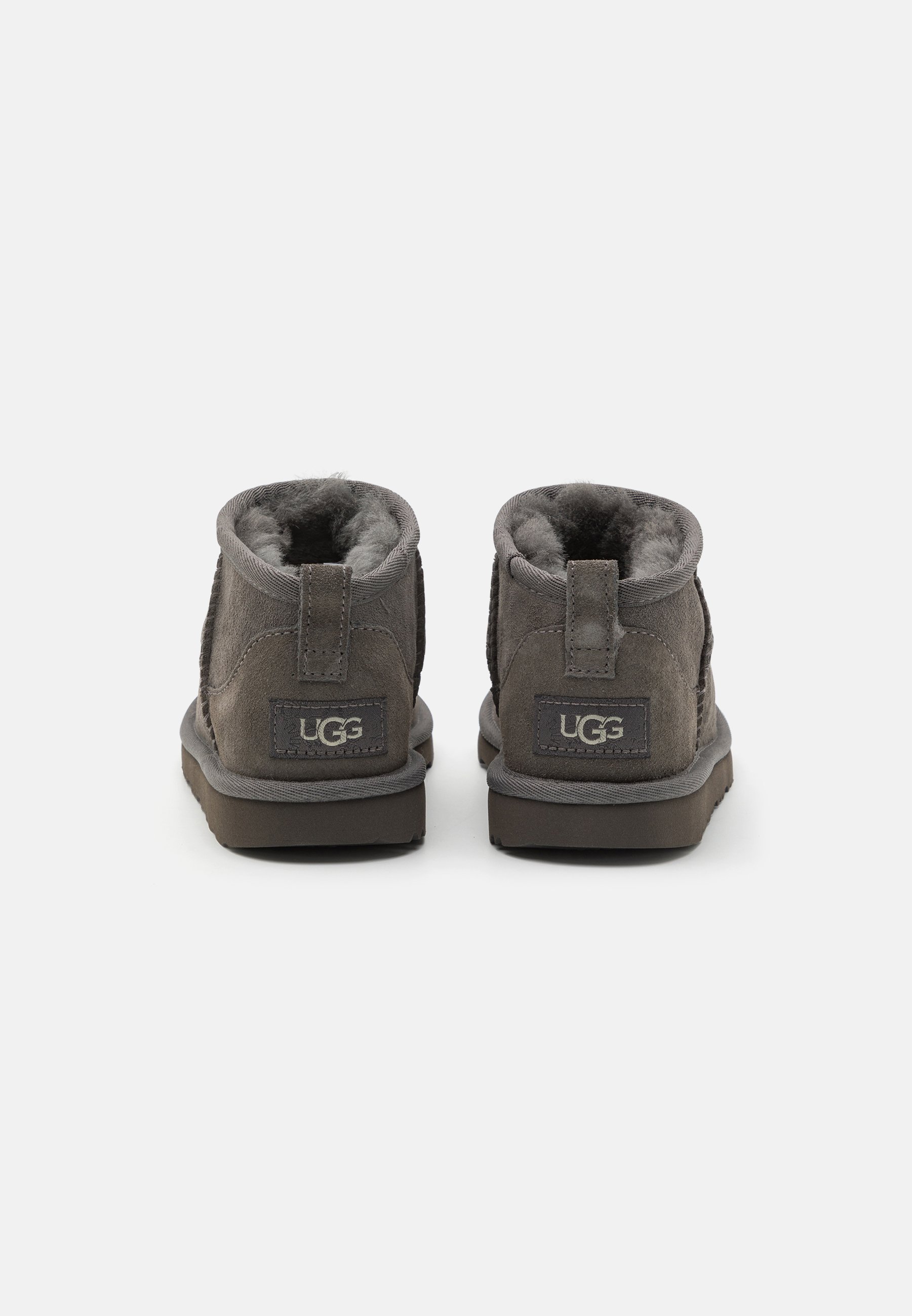 UGG CLASSIC ULTRA MINI UNISEX - Classic ankle boots - grey