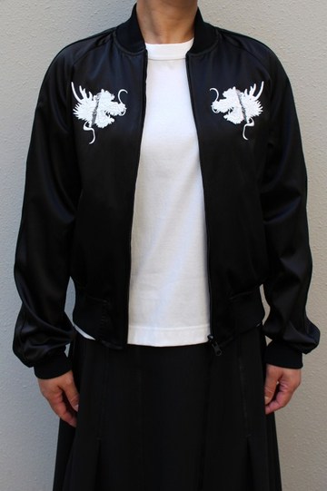 Narrenschiff:noir kei ninomiya 今期のリバーシブルスカジャンが可愛い!!