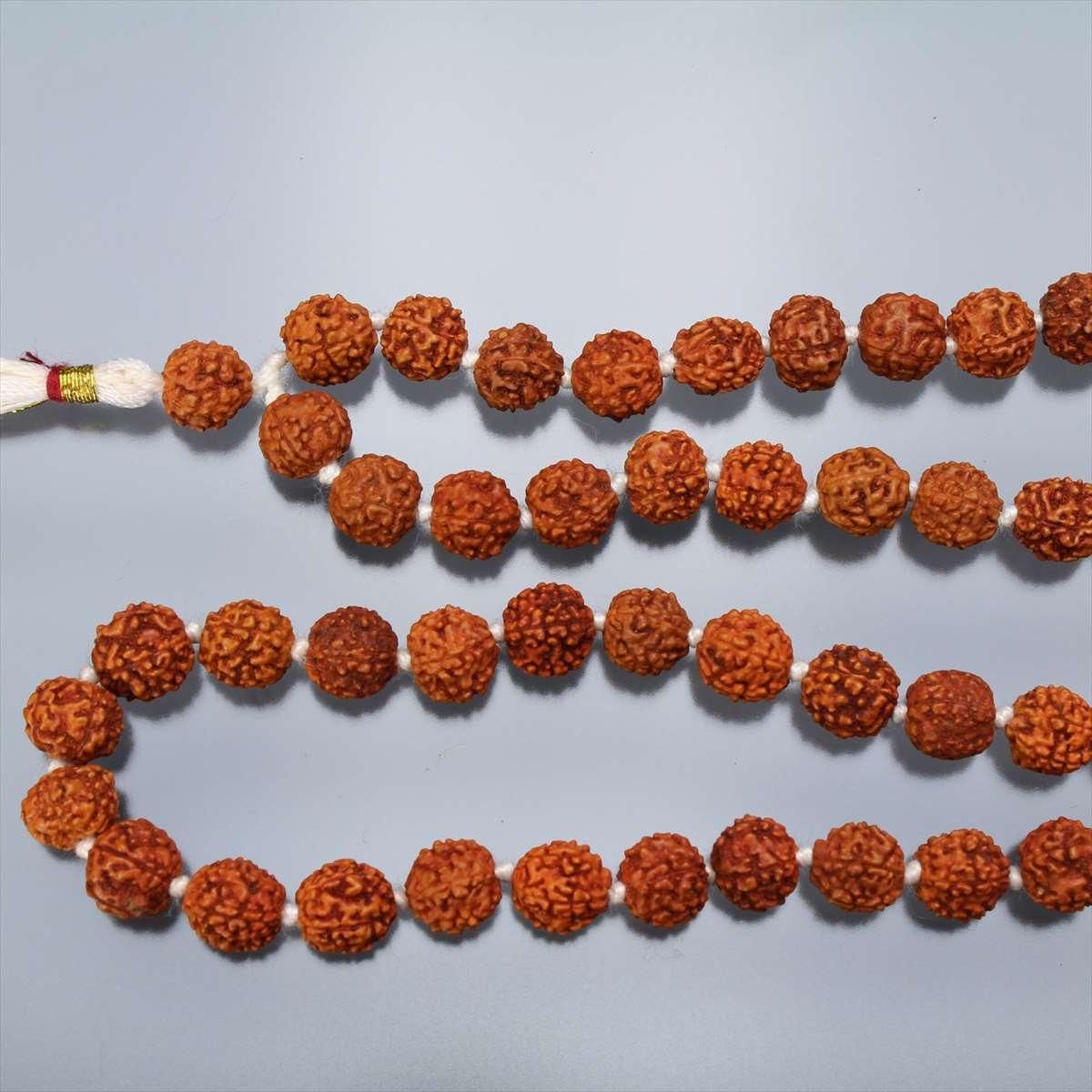 ルドラークシャ・マーラー高品質版（108+1ビーズ、10mm、房色：白