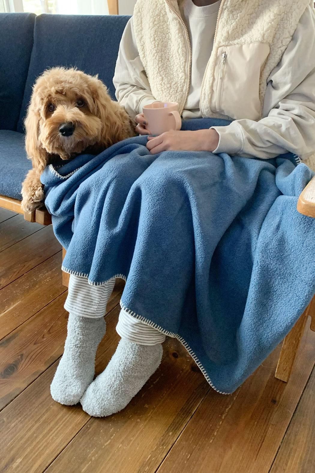 CINQ｜サンク】TWEEDMILLフリースミニブランケット｜軽くて暖かい英国