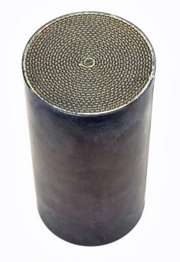 ハニカムキャタライザー60.5パイ×125L 400セル - バイクマフラー