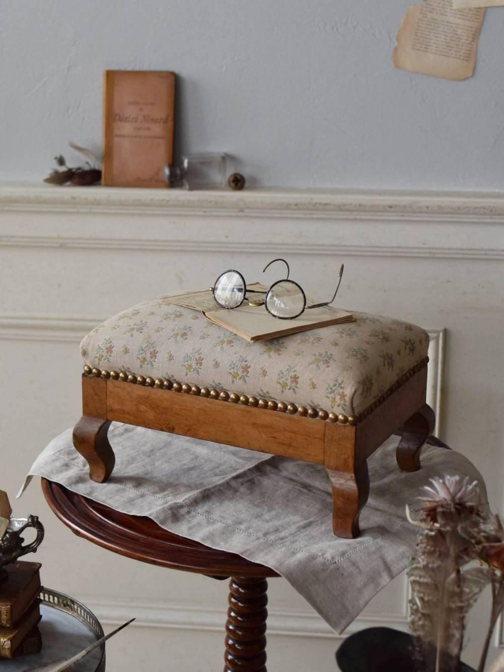 フットスツール.花柄 フランス アンティーク ゴブラン織り