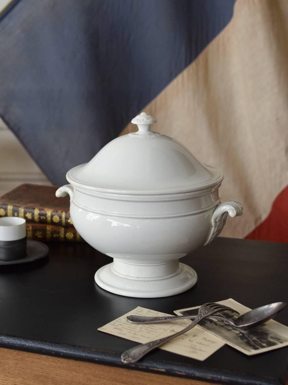 スーピエール.Creil et Montereau フランスアンティーク食器 テーブル