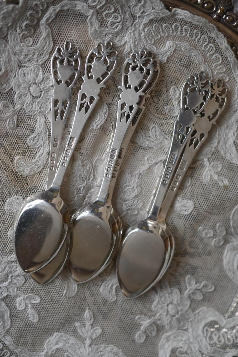 スターリングシルバー・マッピン＆ウェッブ・透かし細工のアイス