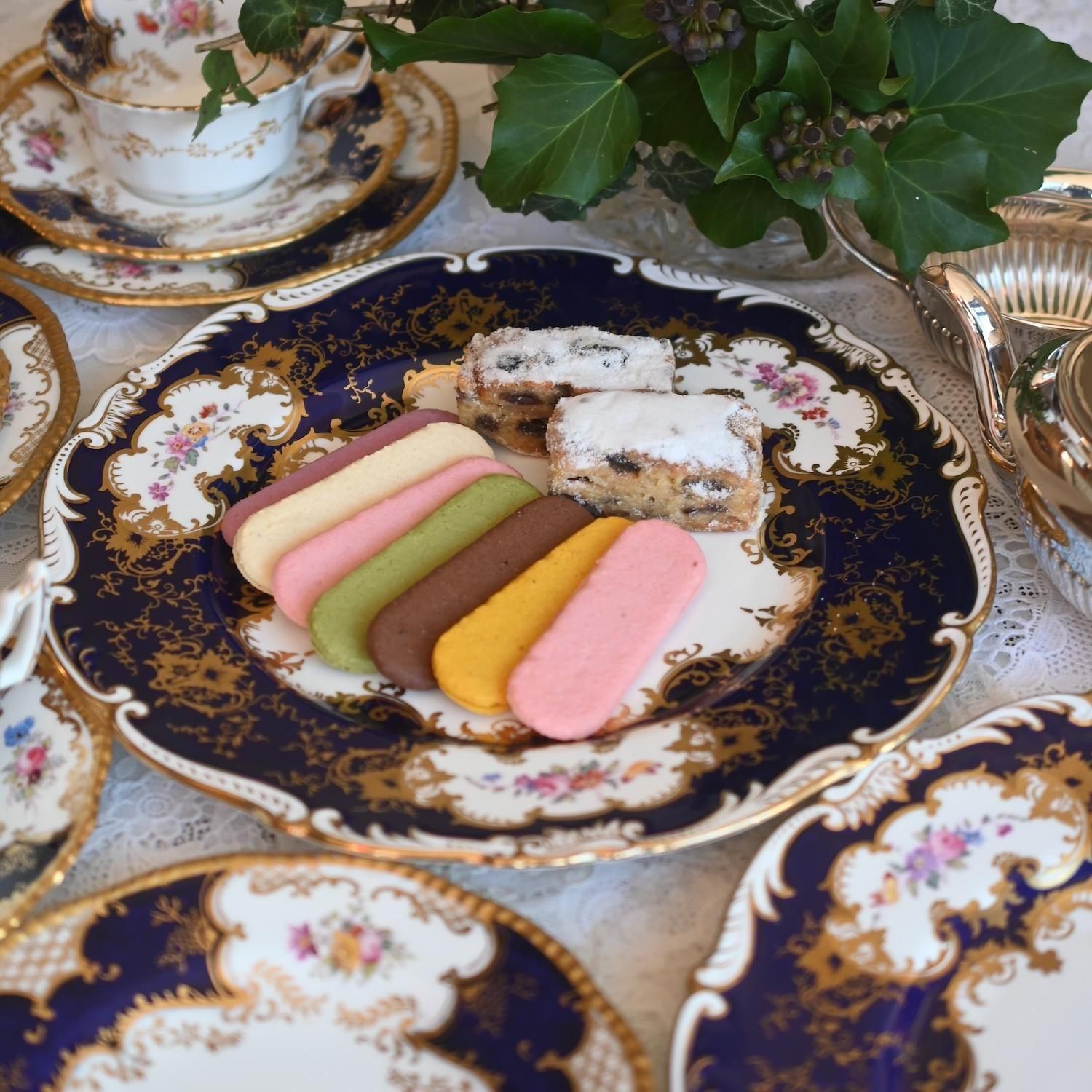 1900年初期 コールポート コバルト色と金彩がゴージャスなディナー