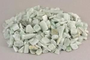 糸魚川産翡翠 勾玉 42.7g｜天然石勾玉 通販のキラリ石