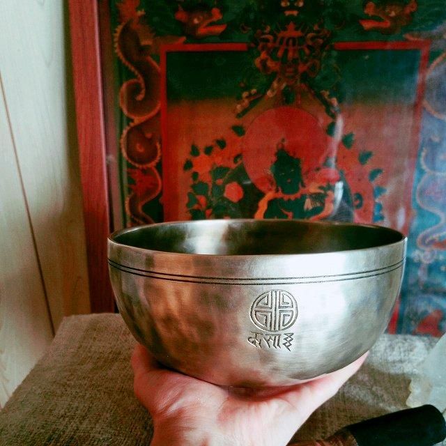 フルムーンボウル 大 直径19cm、高さ9cm、1010g (Cコード、第2チャクラ