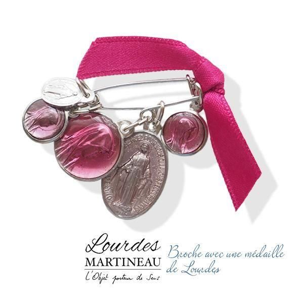 フランス直輸入】フランス製 マルティノ社 ルルドの泉 ブローチ