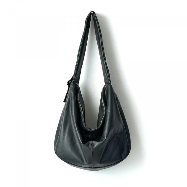 ssstein(シュタイン)/SHIRRING HANDLE LEATHER SHOULDER BAG/BLACK