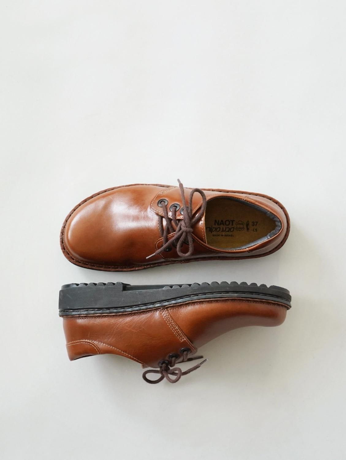 DANIELA / Chestnut - NAOT ナオトジャパン オンラインショップ