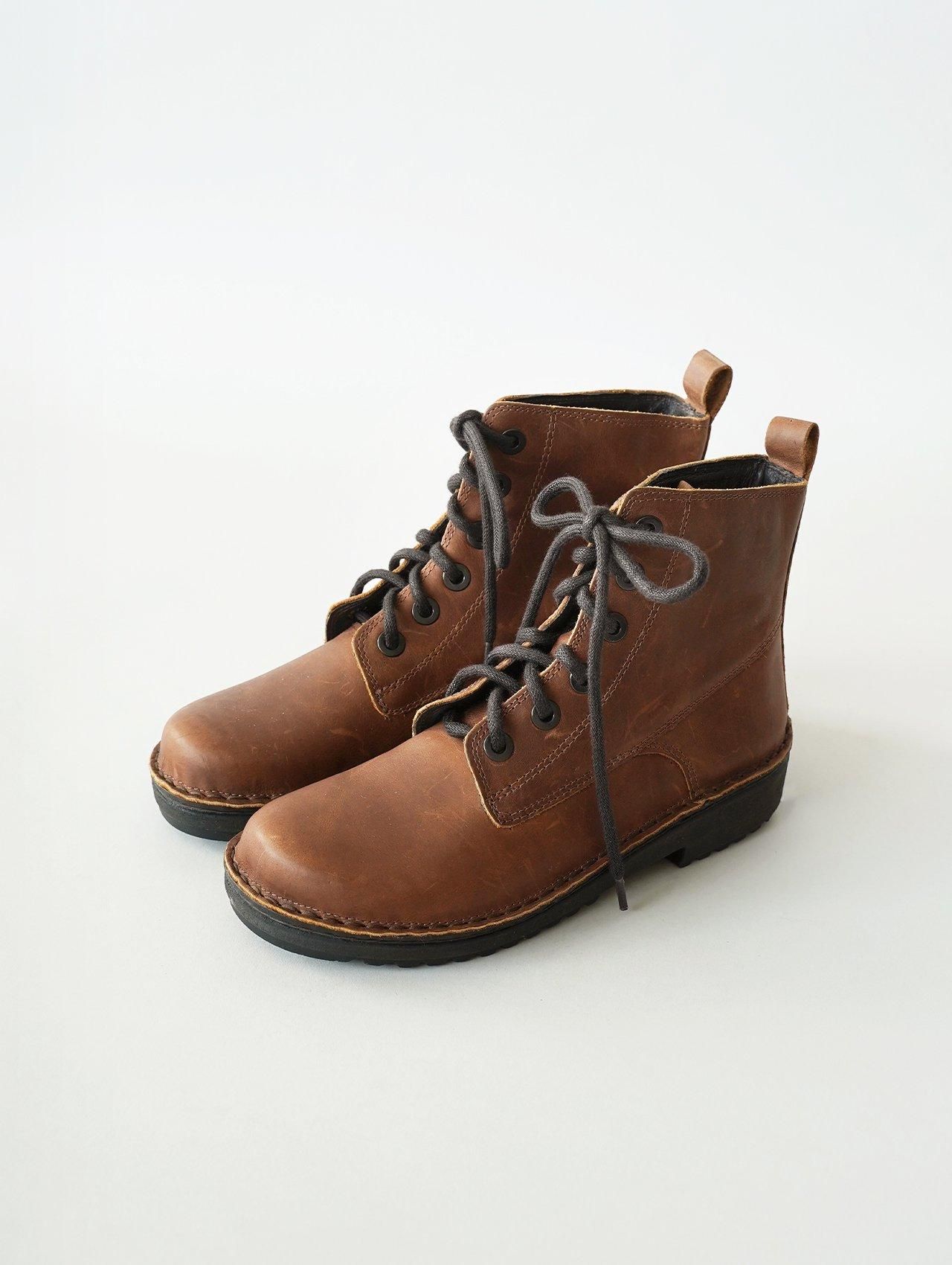 CLAUDIA / Saddle Brown - NAOT ナオトジャパン オンラインショップ