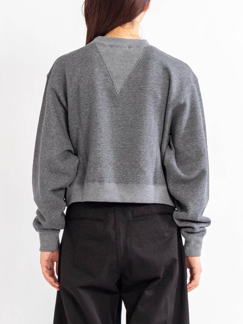 美品 HYKE CROPPED SWEAT 1 グレーネイビー CROPPED SWEAT SHIRT