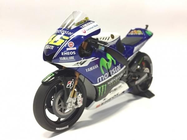 MINICHAMPS製 1/12 ヤマハ YZR-M1 YAMAHA FACTORY RACING Vロッシ モト