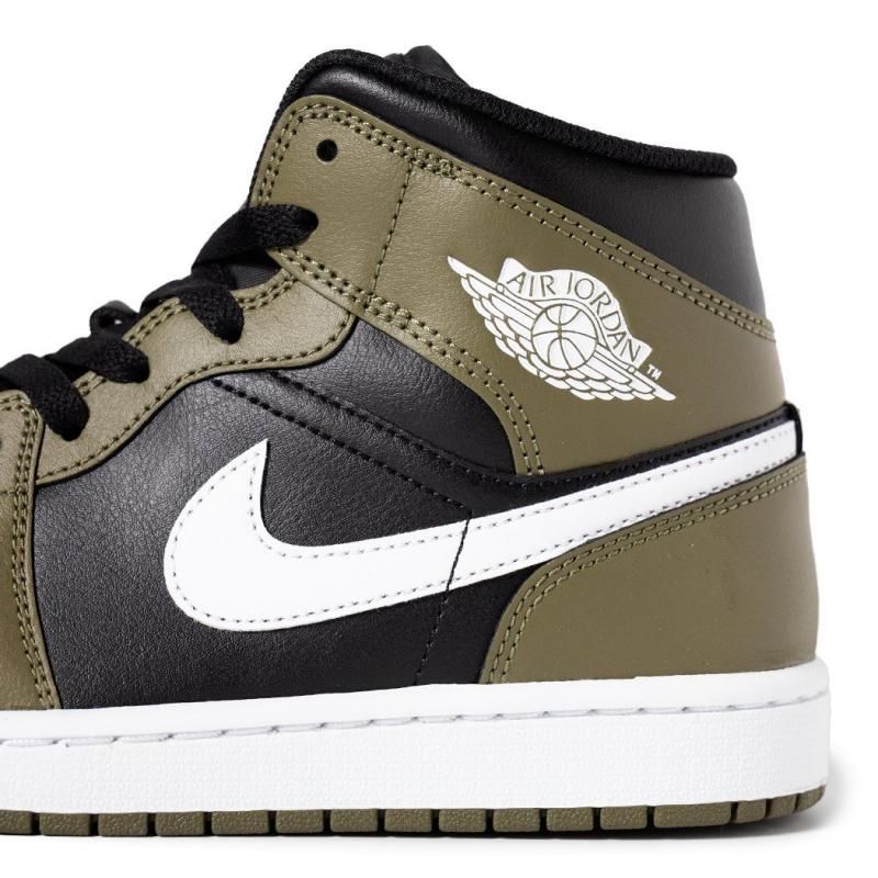 NIKE AIR JORDAN 1 MID